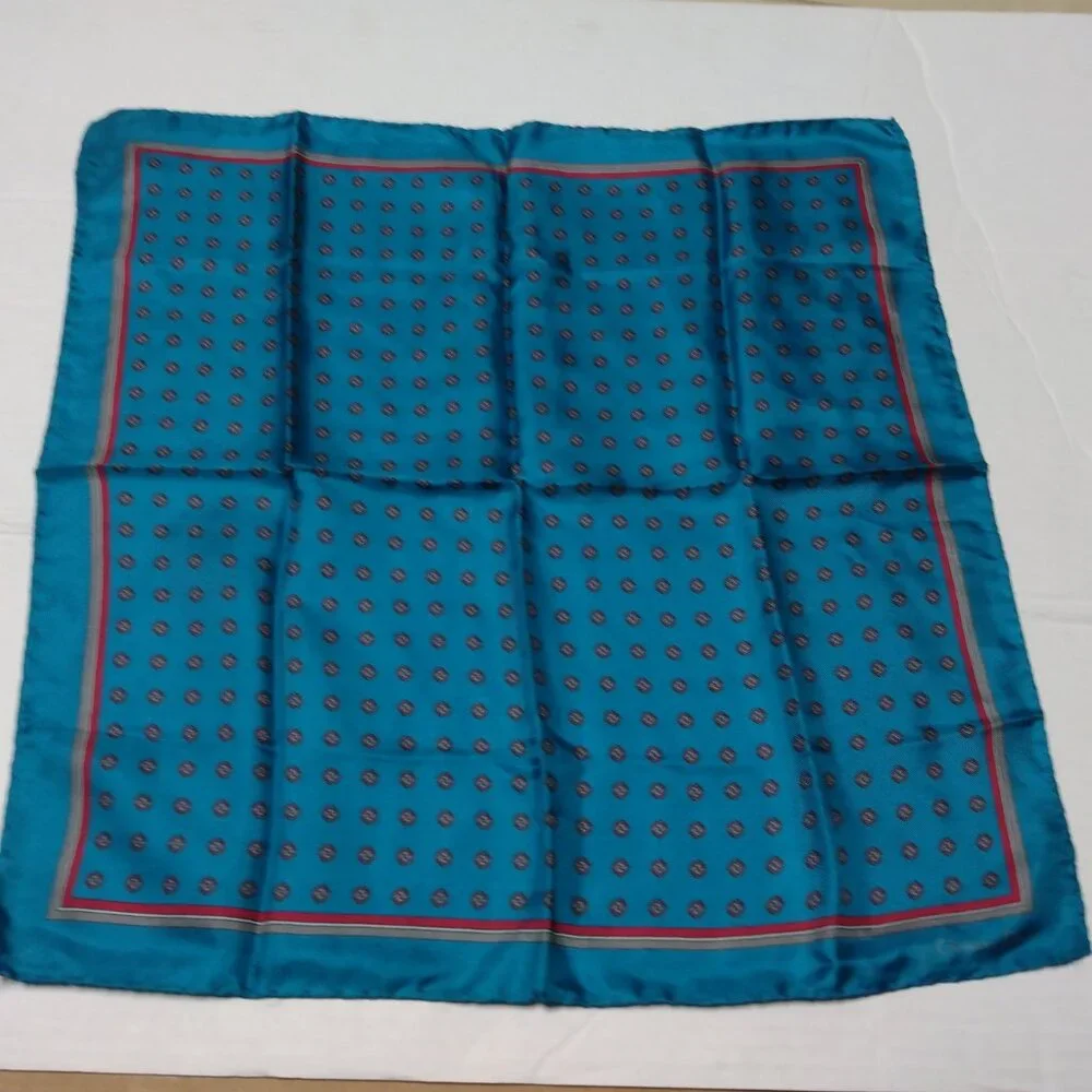 ❤️CHRISTIAN DIOR Turquoise Pocket Square Bandana Luxurious Silk Scarf